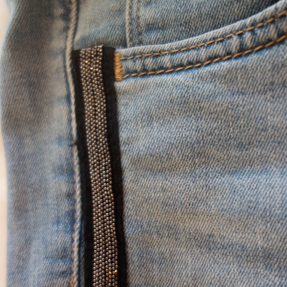 Levi's 721 High-Rise Skinny Sparkle Side Stripe Jean - Picture 3 of 10